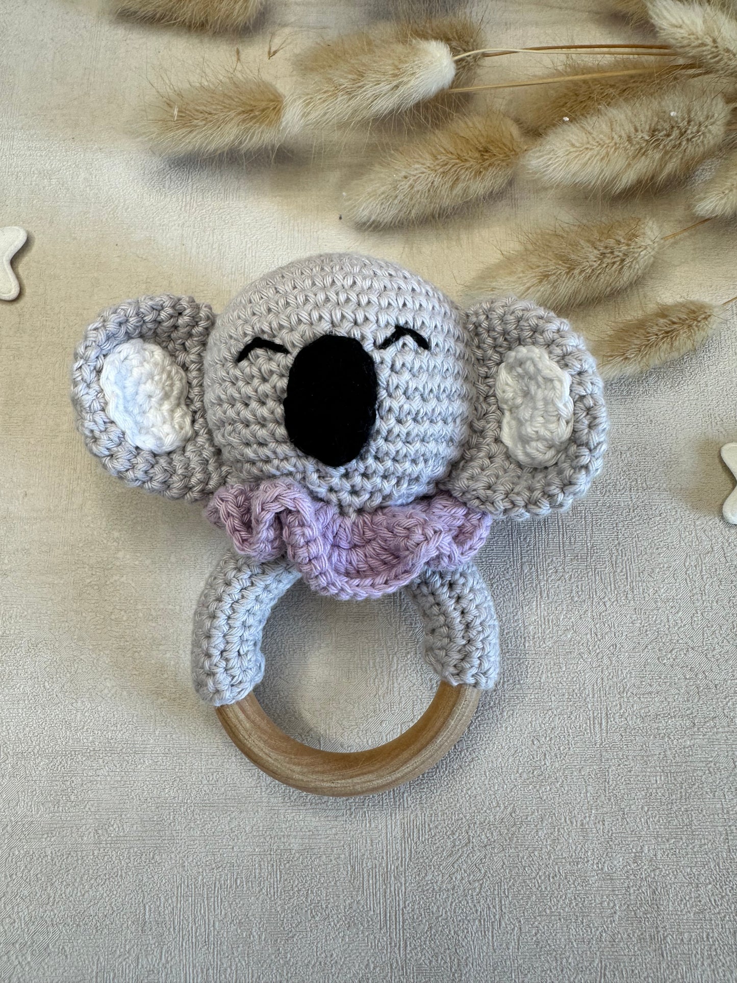 Manoah violet 🐨