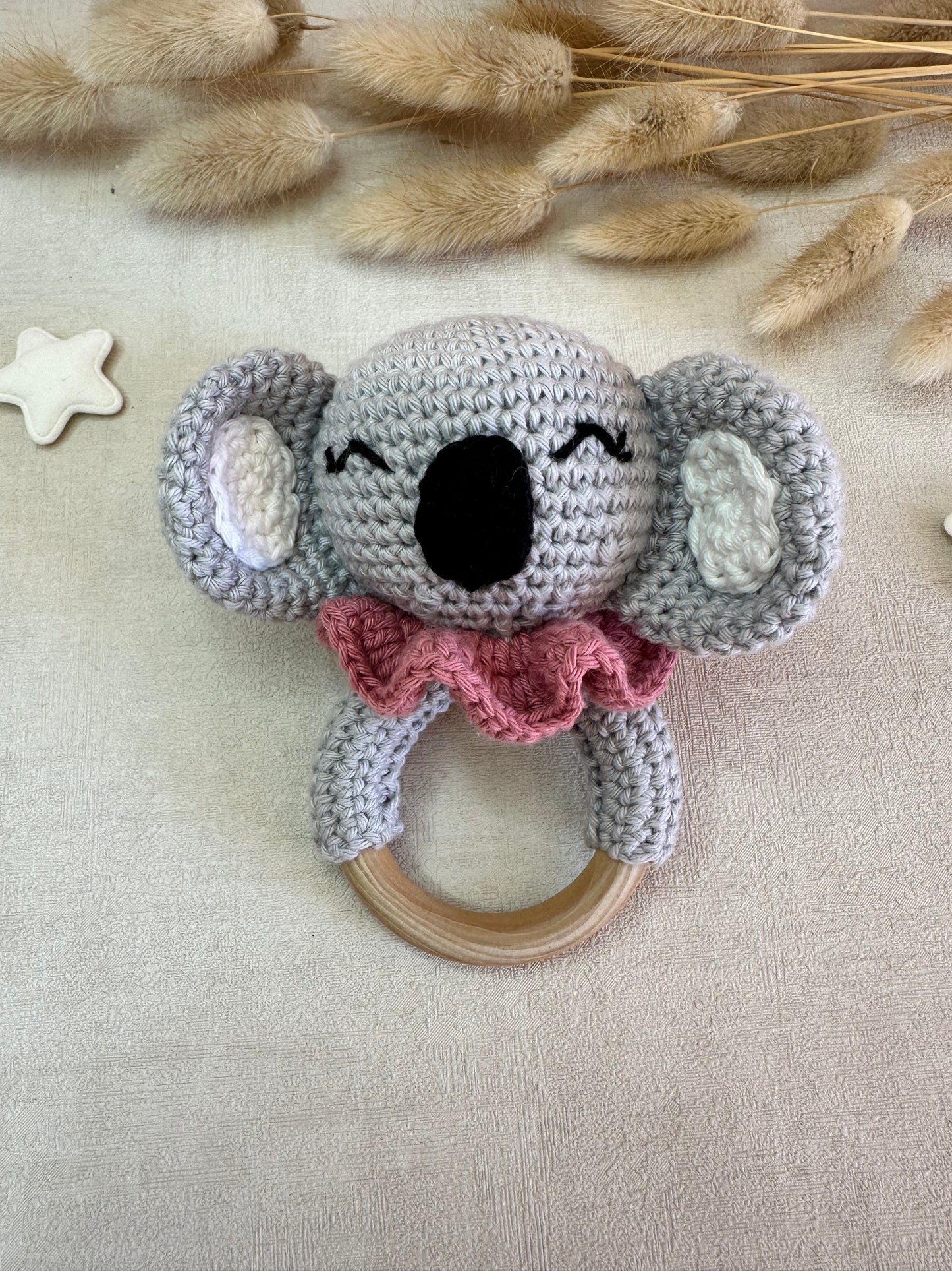 Manoah rose foncé 🐨