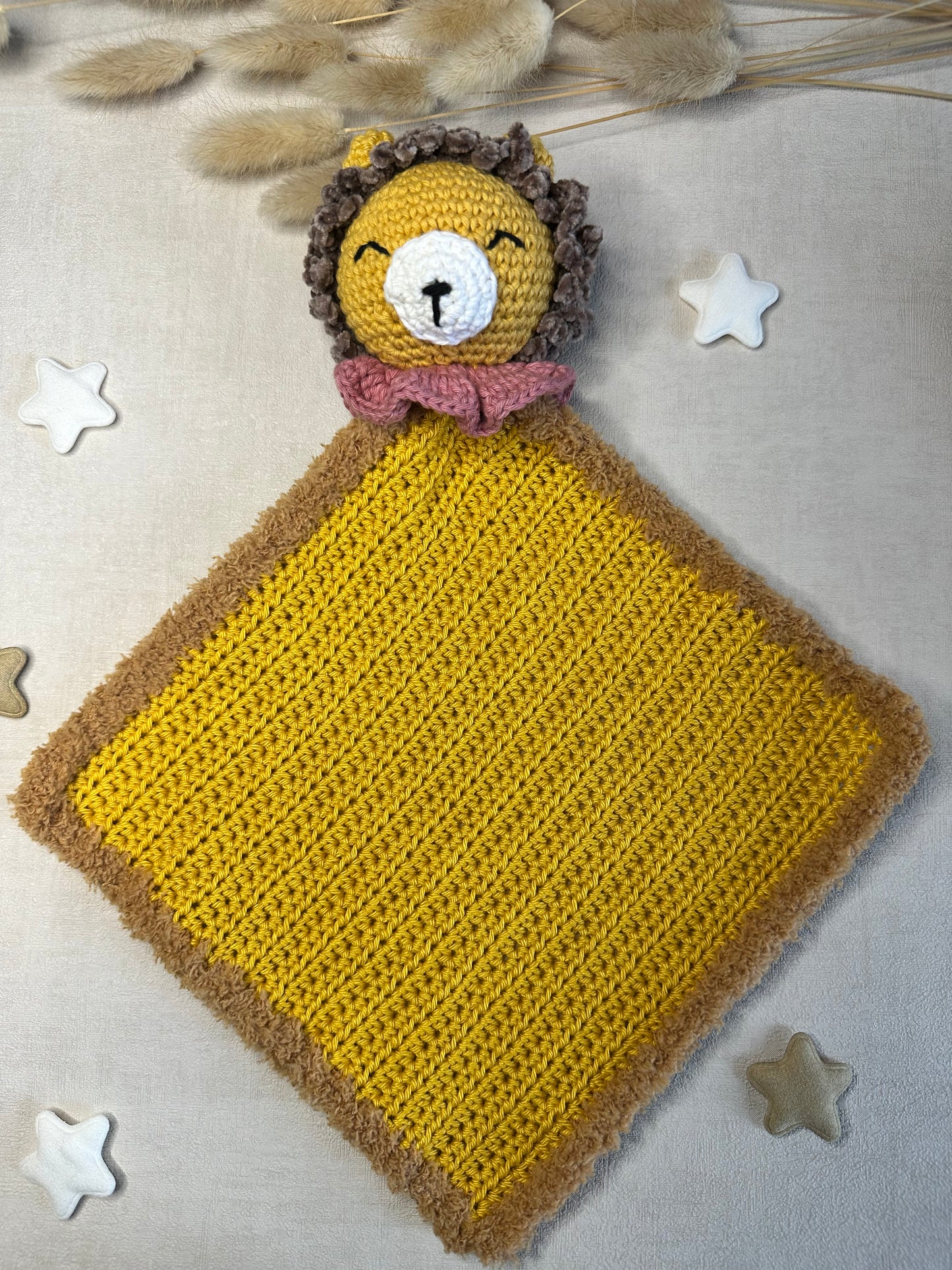 Léon rose foncé 🦁