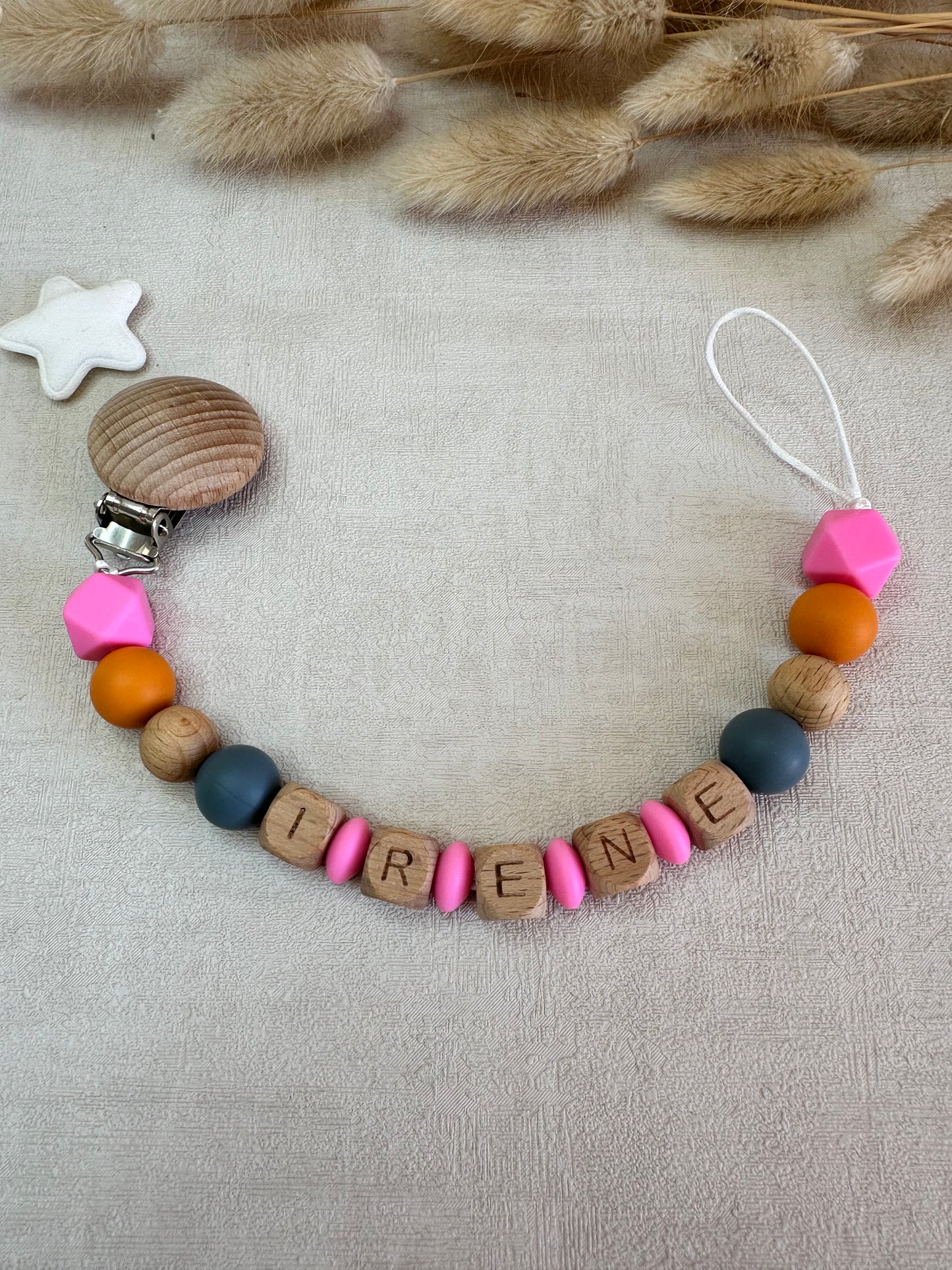 Manoah rose foncé 🐨